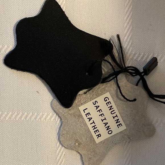 New Sharif Large Leather Shoulder Bag NWOT - Picture 4 of 15